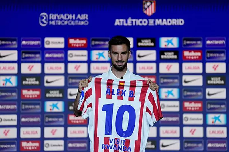 ميركاتو أتلتيكو: استمرارية الهيمنة على قطبي مدريد في 2025